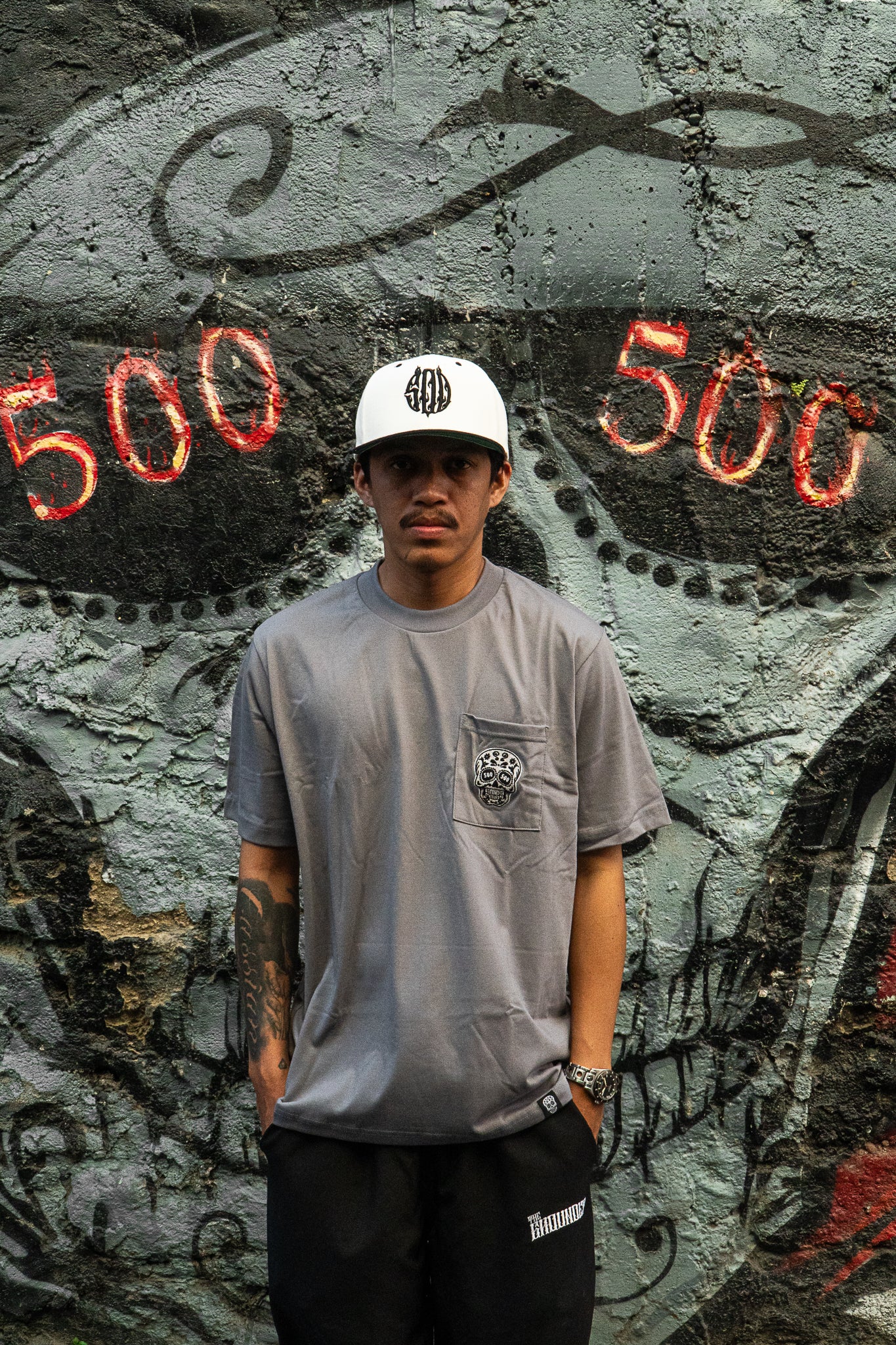 BLUISH GRAY SQUARED POCKET TEE