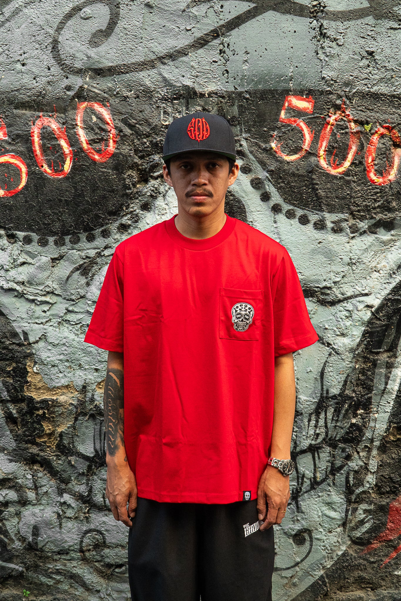 RED SQUARED POCKET TEE