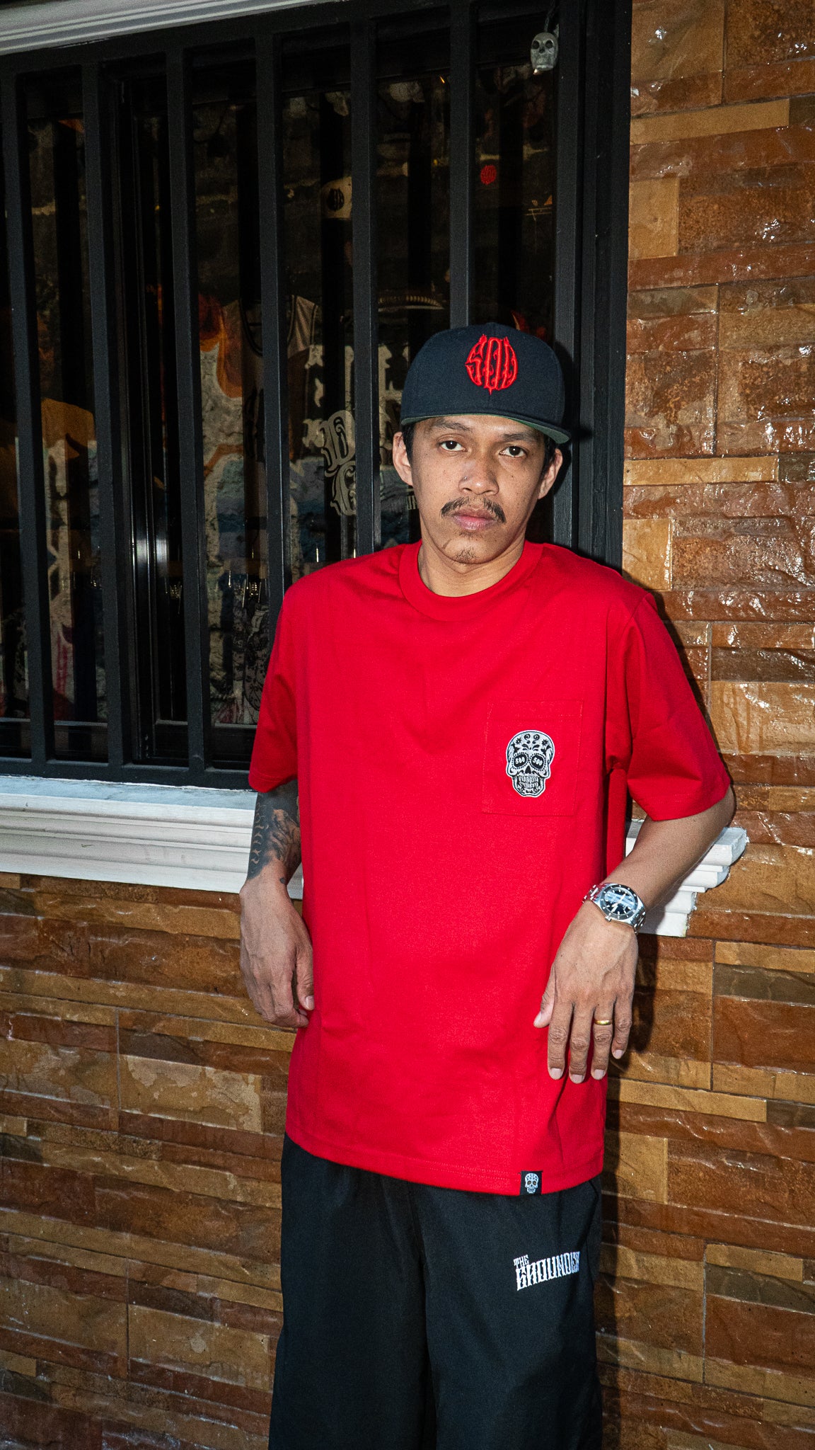 RED SQUARED POCKET TEE