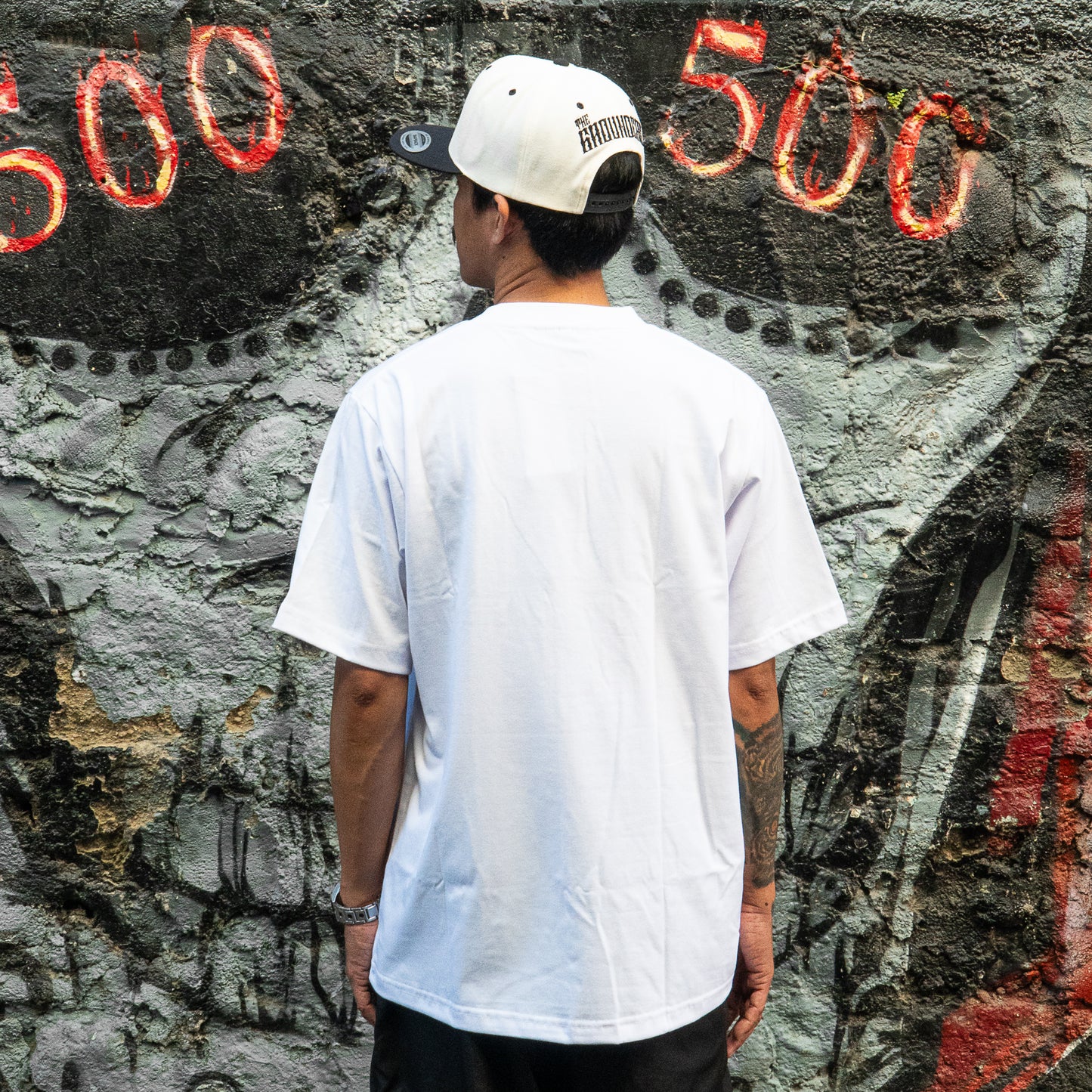 WHITE SQUARED POCKET TEE