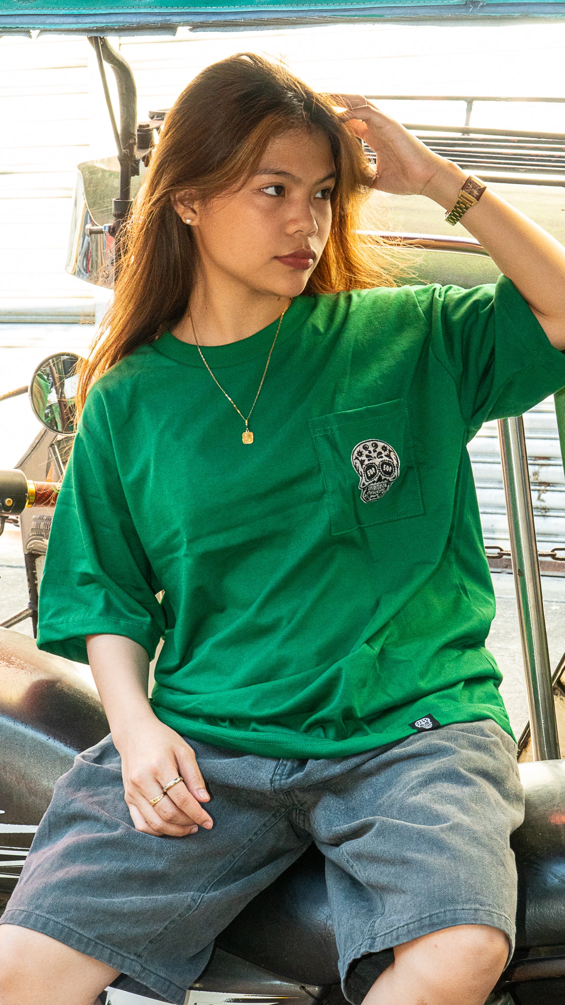 EMERALD GREEN SQUARED POCKET TEE