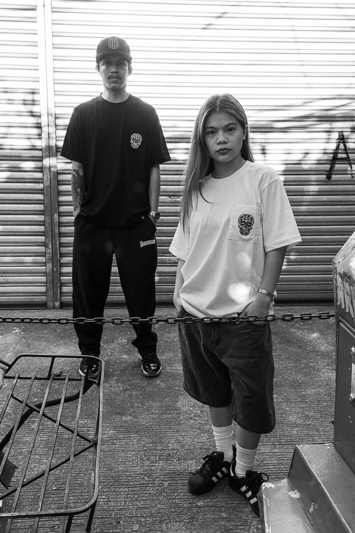 WHITE SQUARED POCKET TEE