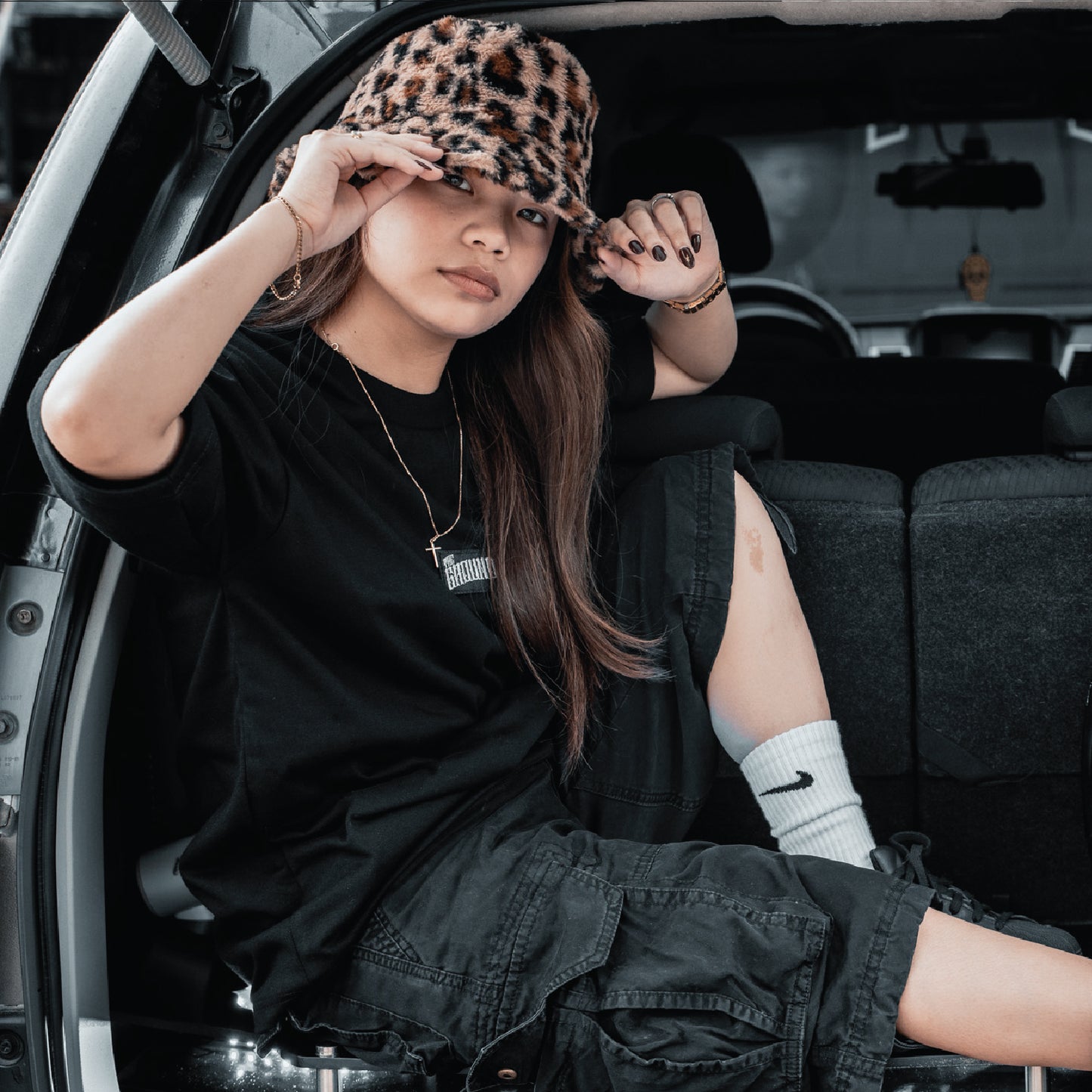 BLACK PATCH TEE
