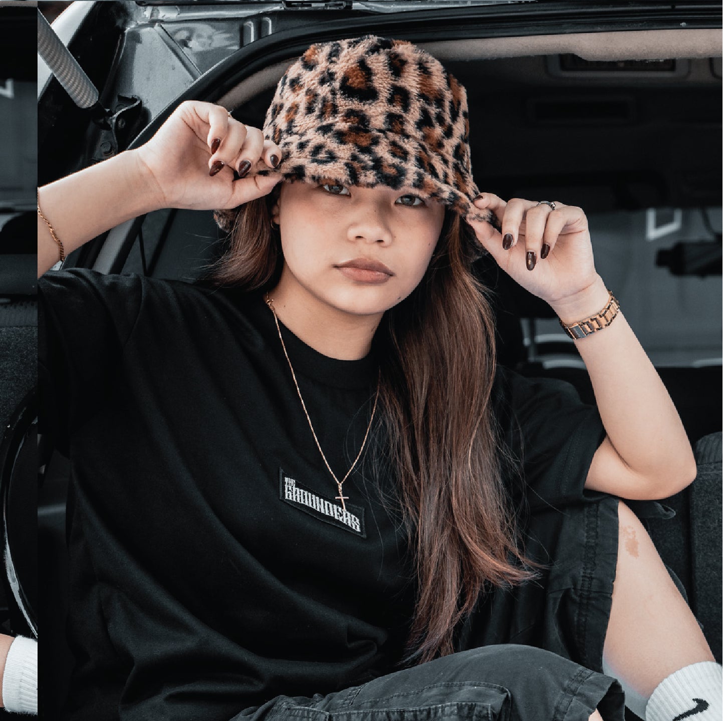 BLACK PATCH TEE
