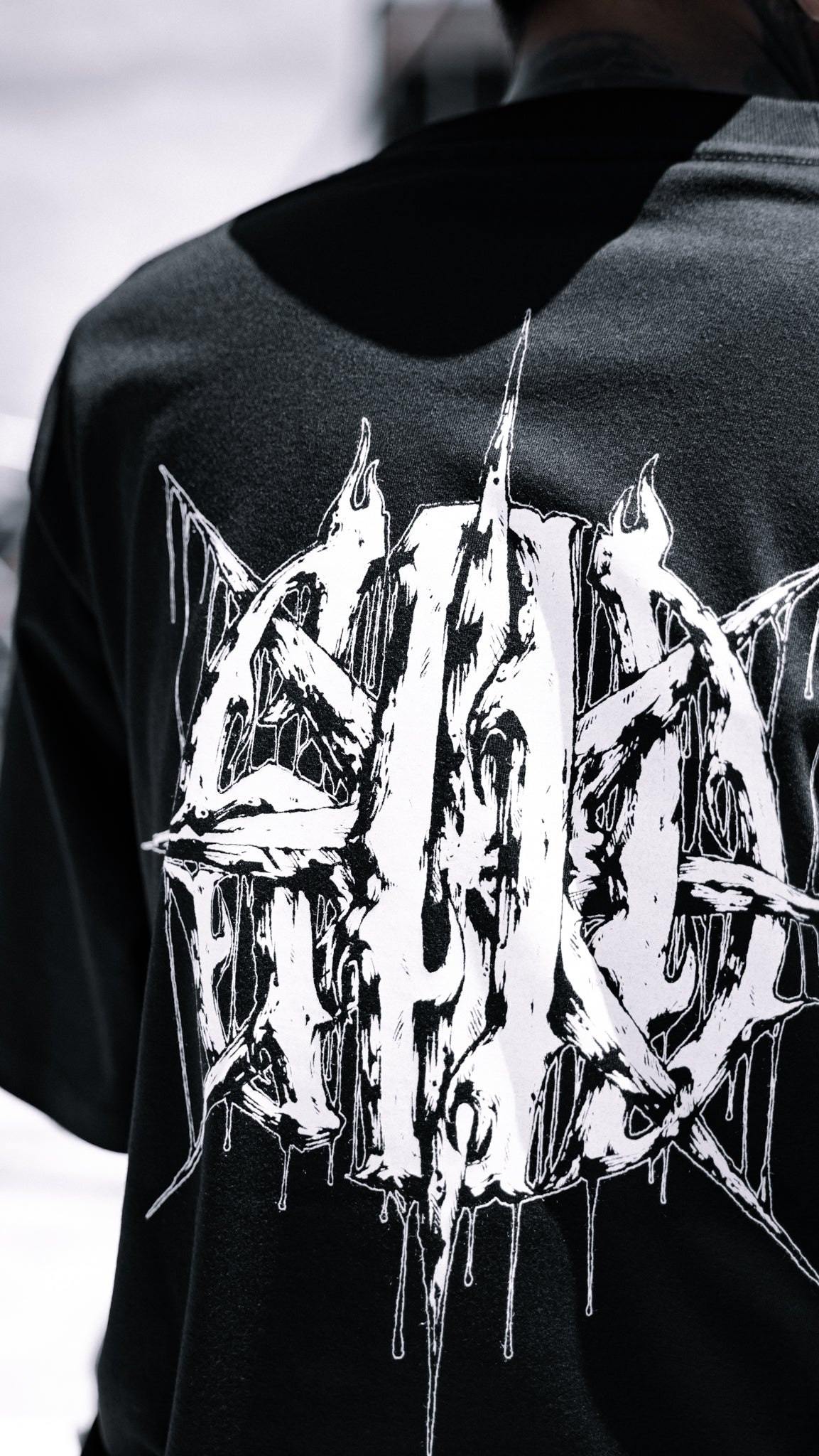 OCTAGRAM TEE