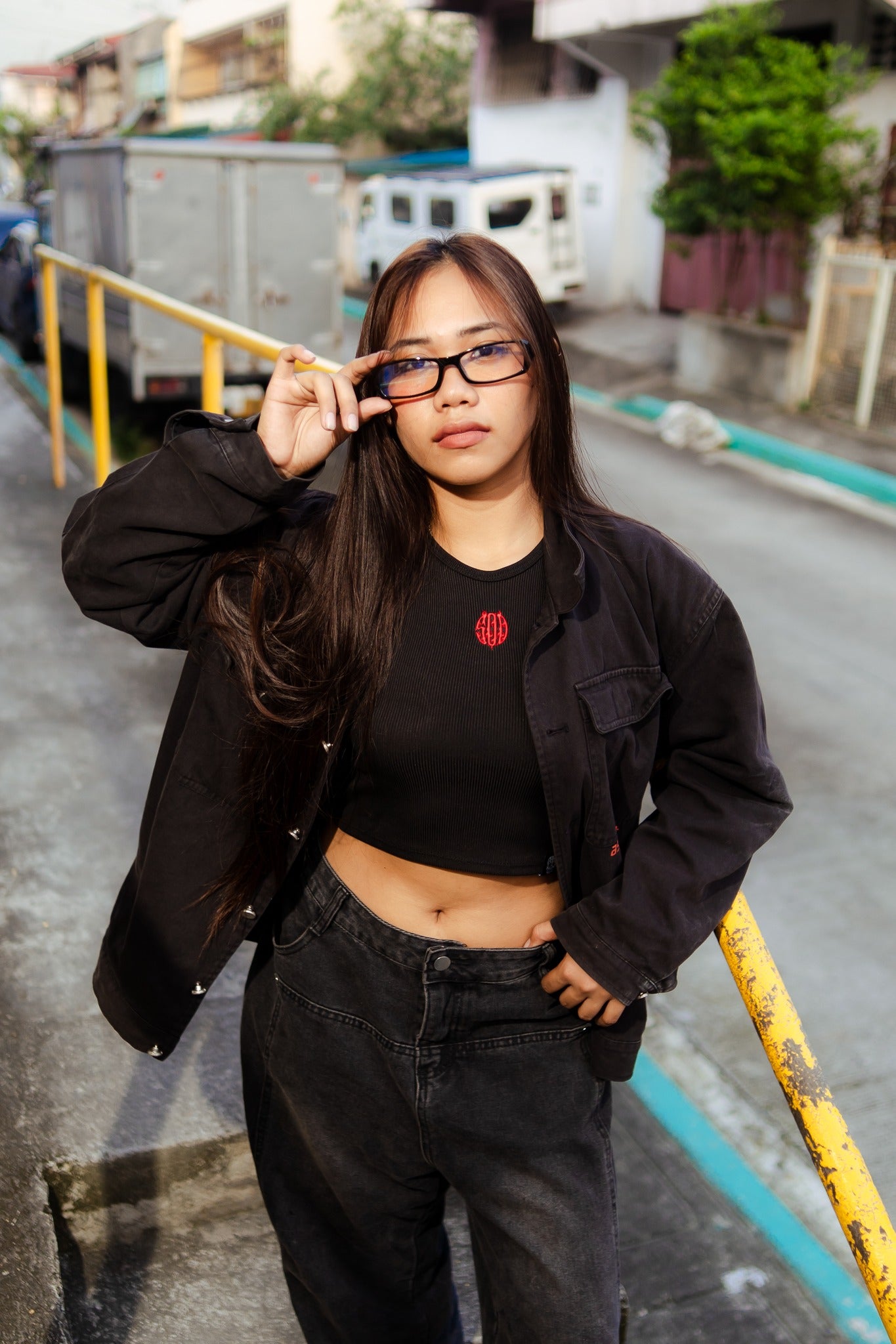 TG RIB-KNITTED CROP TANKTOP BLACK