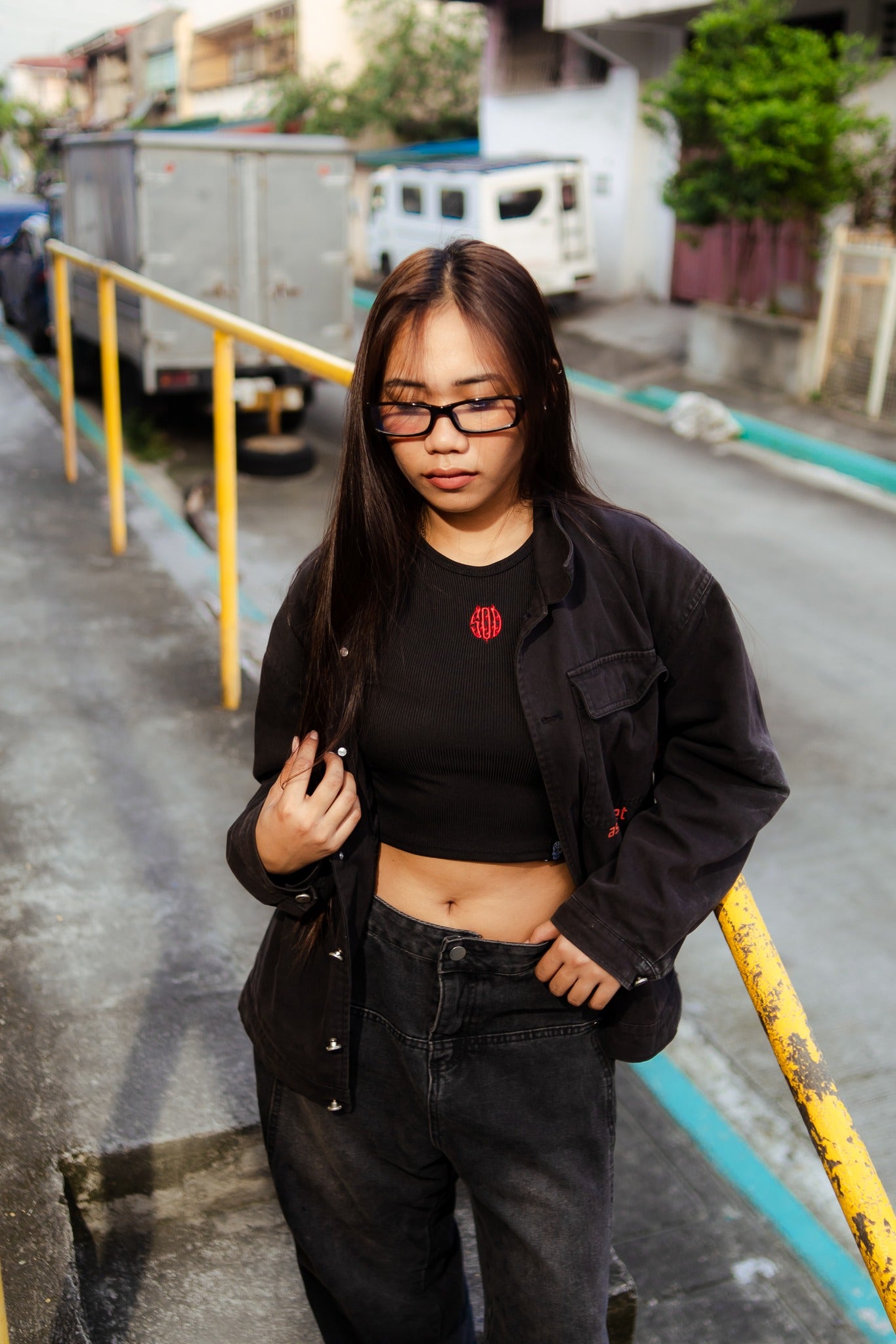 TG RIB-KNITTED CROP TANKTOP BLACK