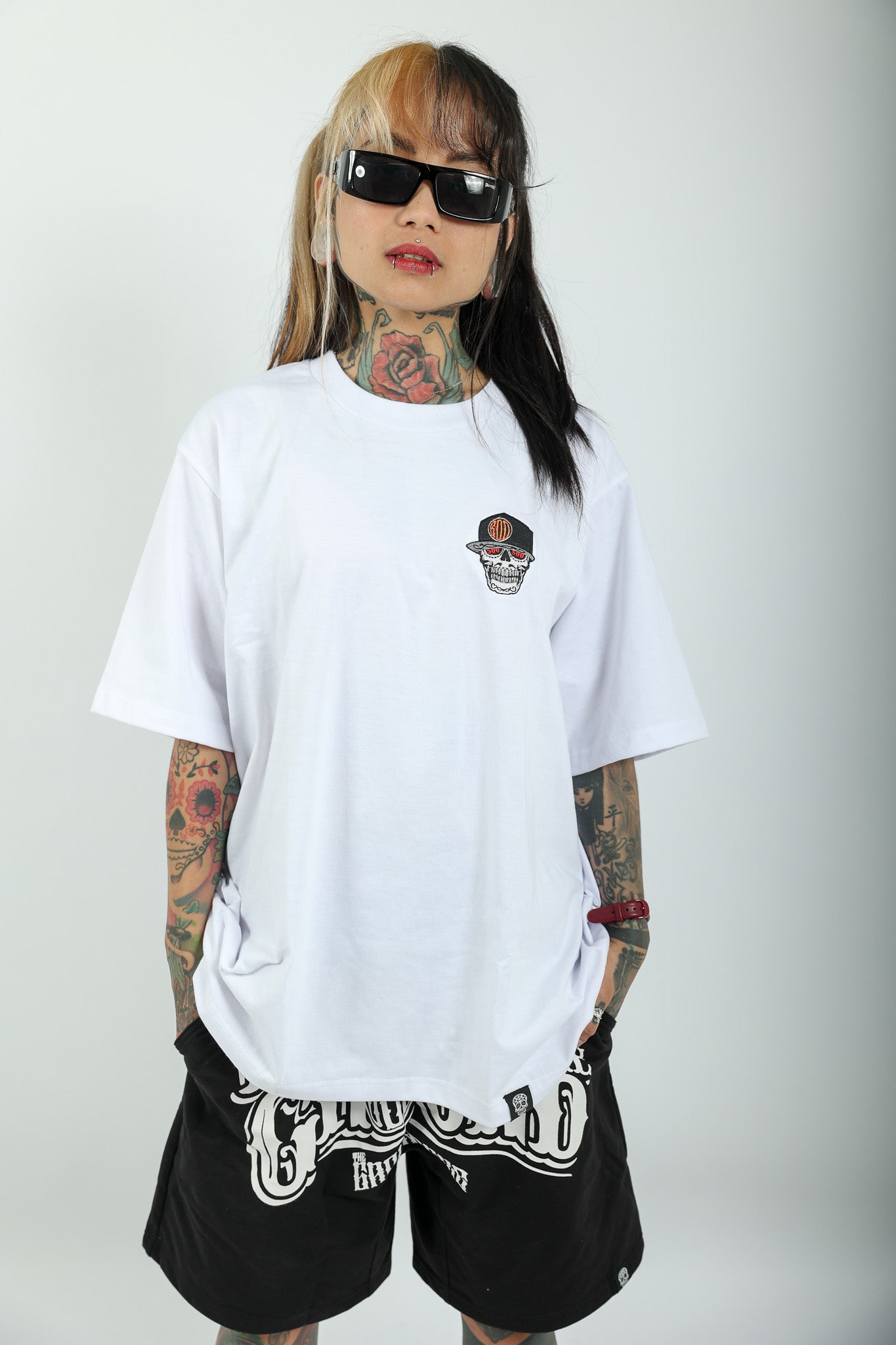 TG DOWN TO THE GROUND BLACK TEE