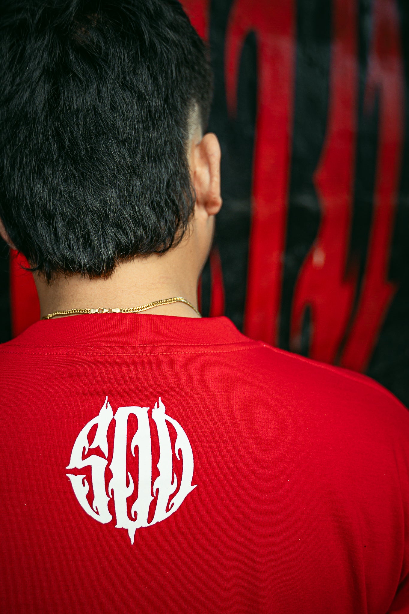 500 BRUSH GRAFFITTI LOGO RED TEE