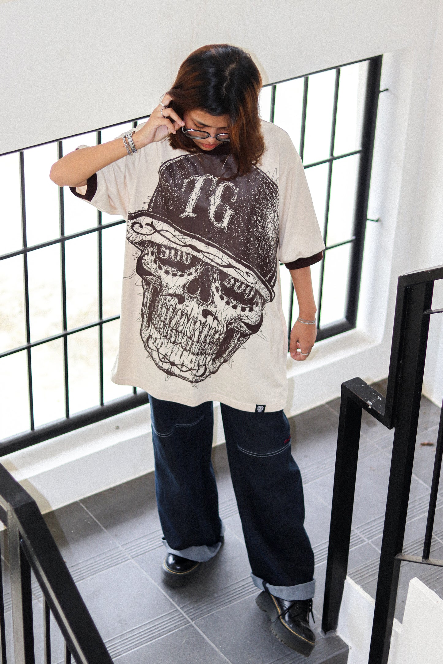 TG SCRIBBLE RINGER OFFWHITE TEE