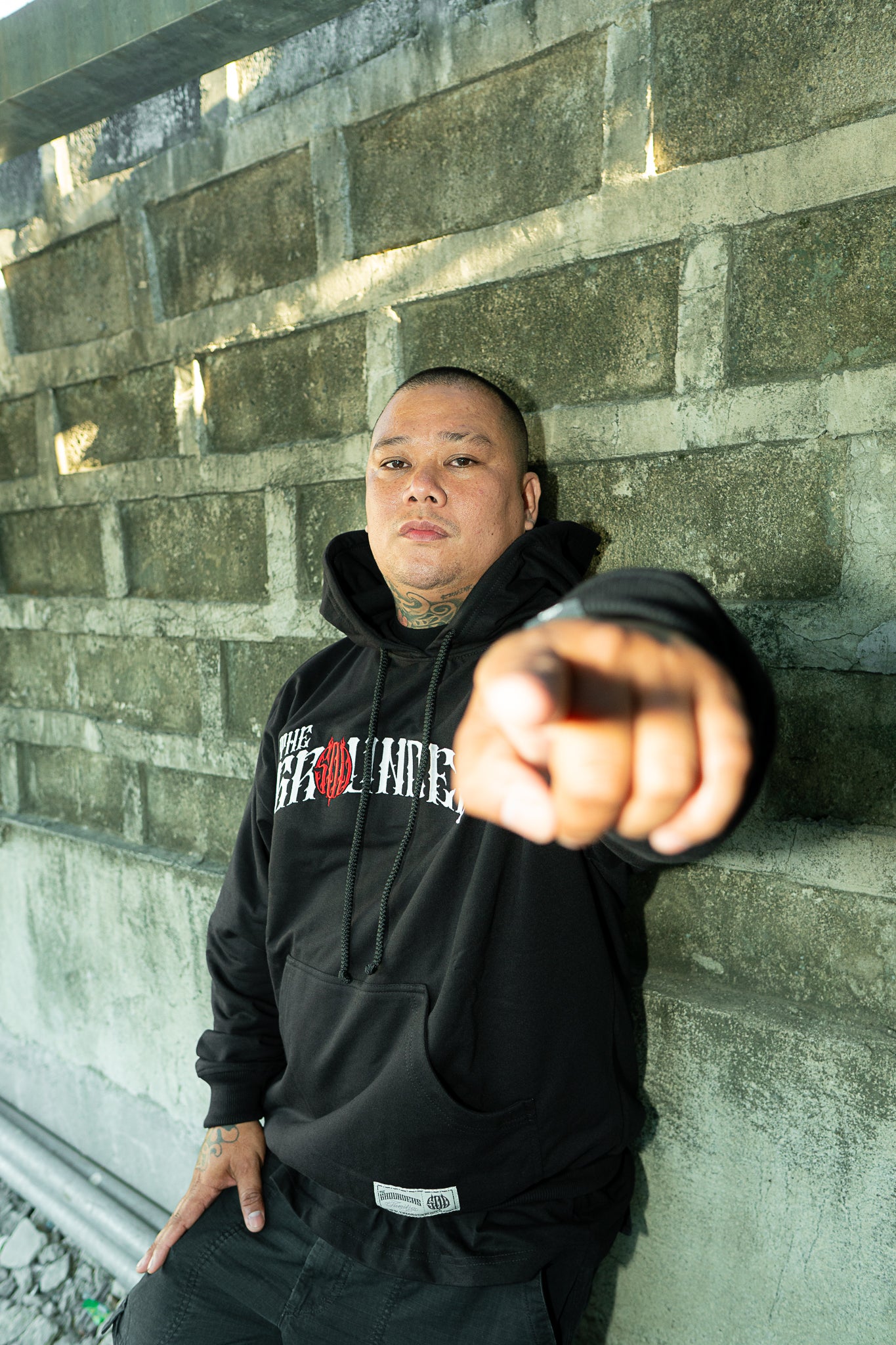 TG ARCH BLACK HOODIE